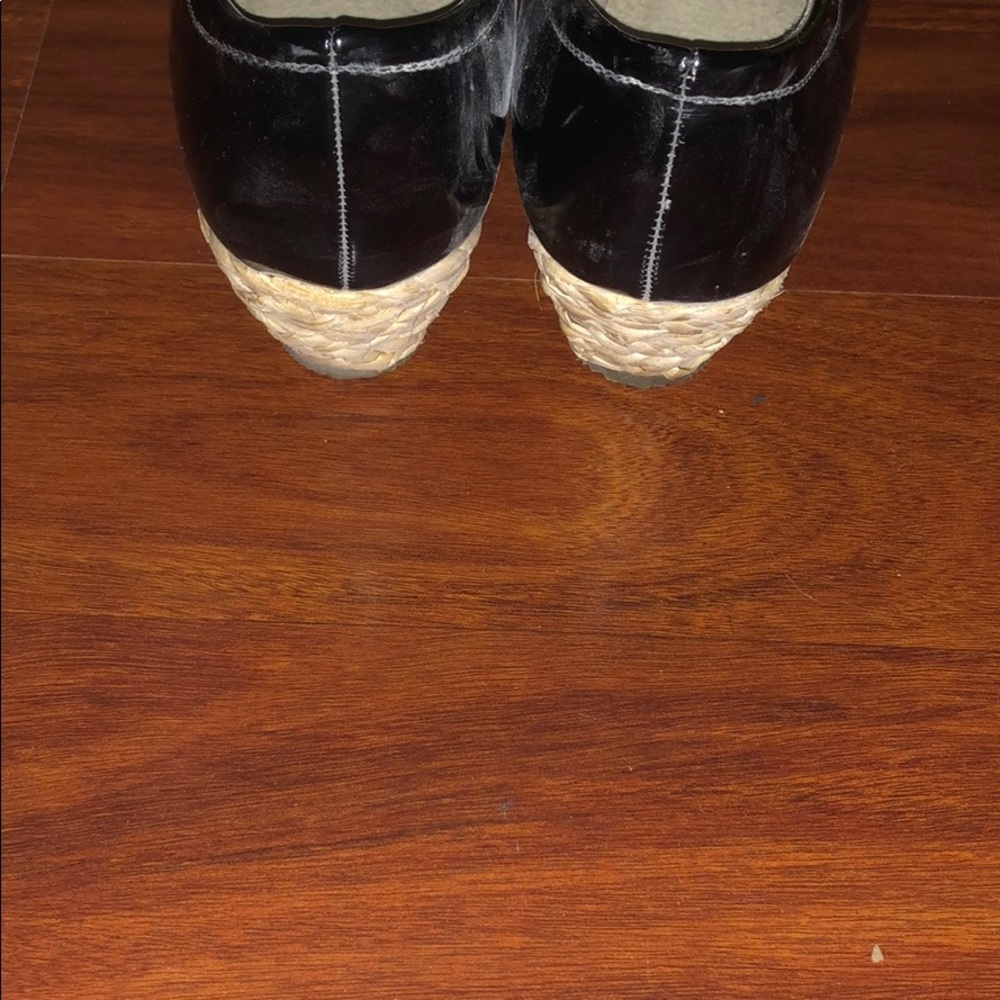 Shoes - Picture 3 of 5
